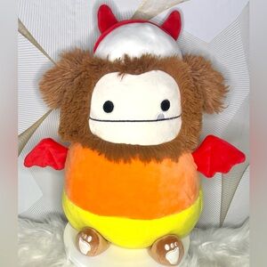 Custom Benny x Carah the Bigfoot Candy Corn Bat Squishmallow 10” NWT